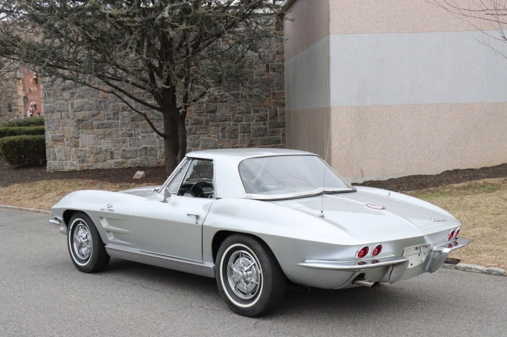 1963 Chevrolet Corvette C2 - Image 6 of 8