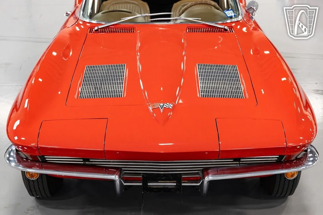 1963 Chevrolet Corvette C2 - Image 9 of 12