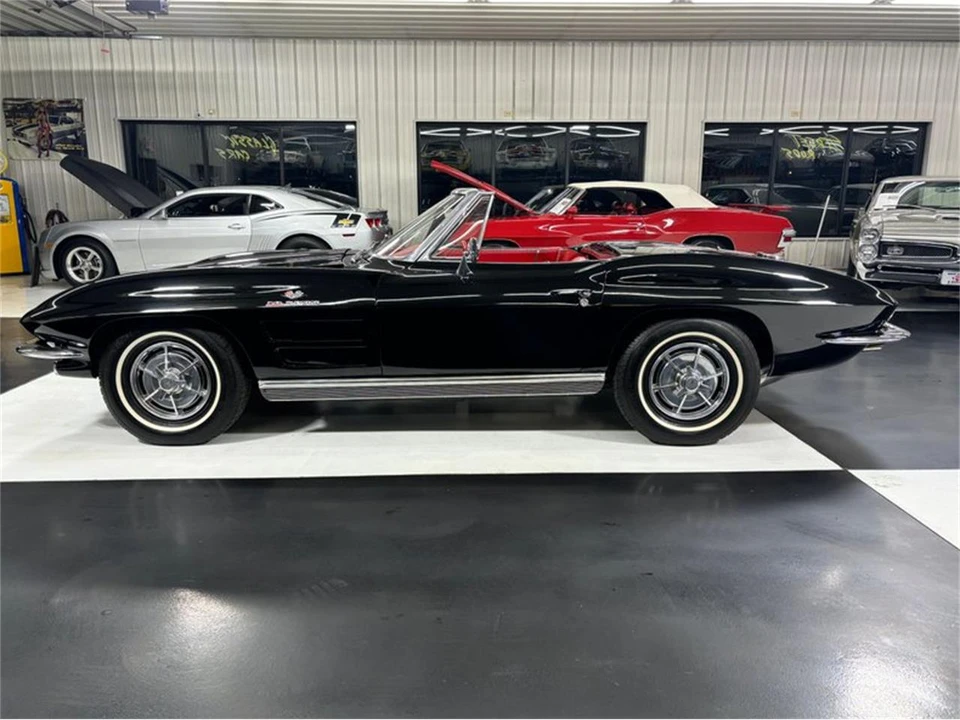 1963 Chevrolet Corvette C2 - Image 14 of 31