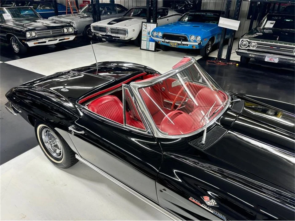 1963 Chevrolet Corvette C2 - Image 19 of 31