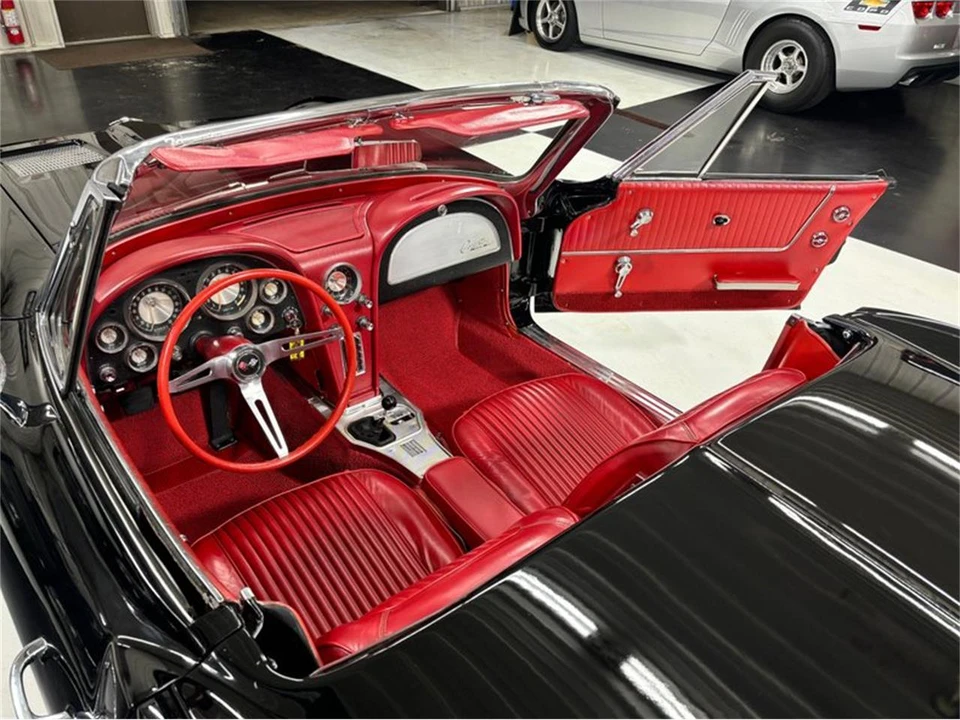 1963 Chevrolet Corvette C2 - Image 27 of 31