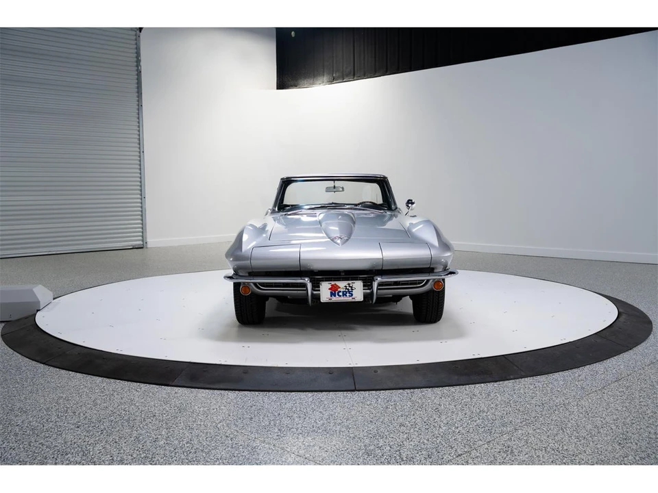 1963 Chevrolet Corvette C2 - Image 2 of 31