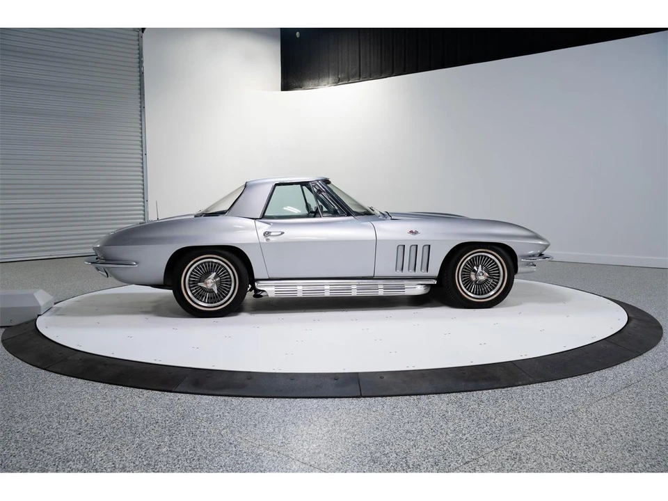 1963 Chevrolet Corvette C2 - Image 7 of 31