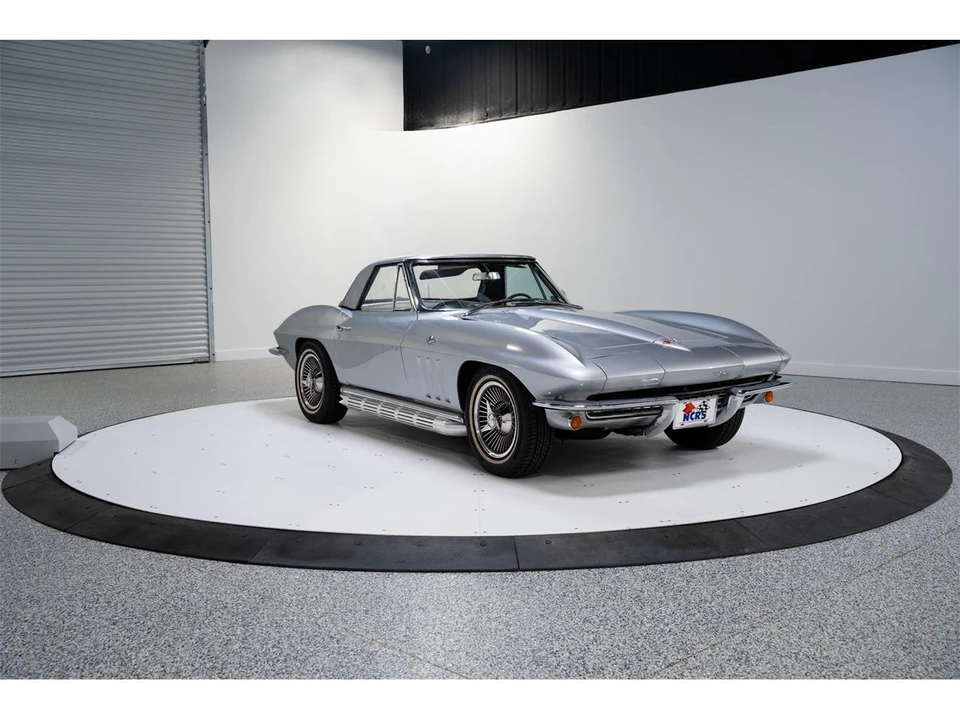 1963 Chevrolet Corvette C2 - Image 8 of 31