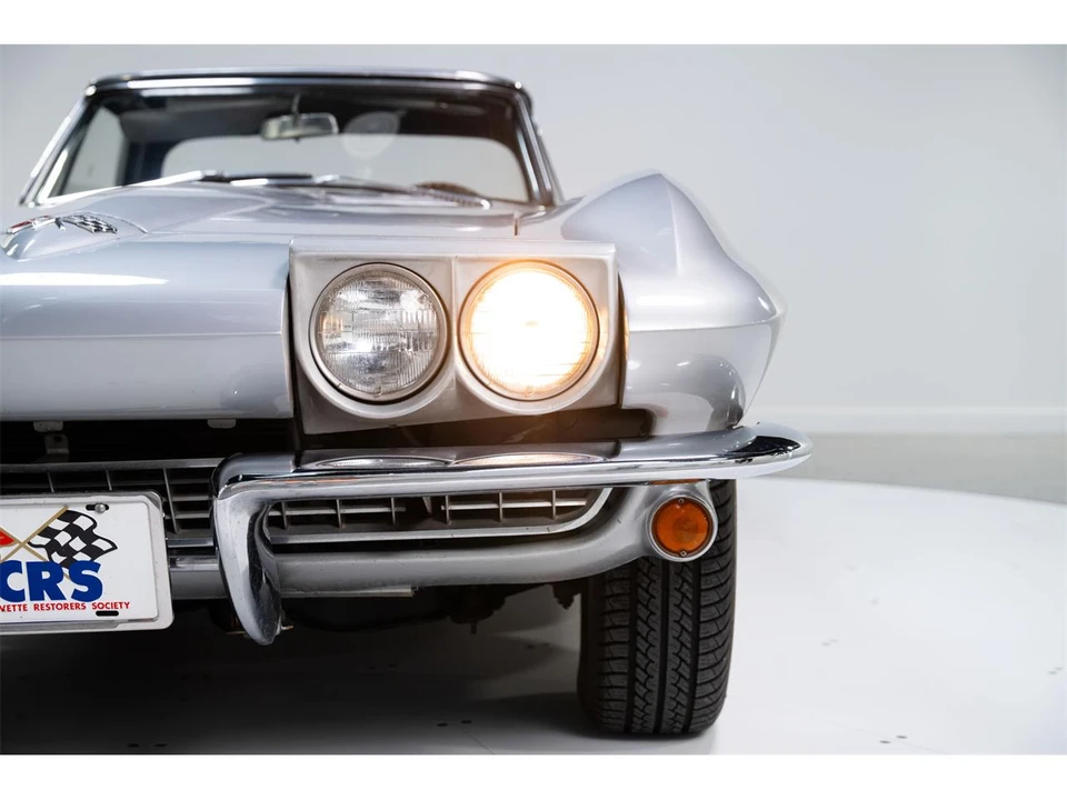 1963 Chevrolet Corvette C2 - Image 14 of 31