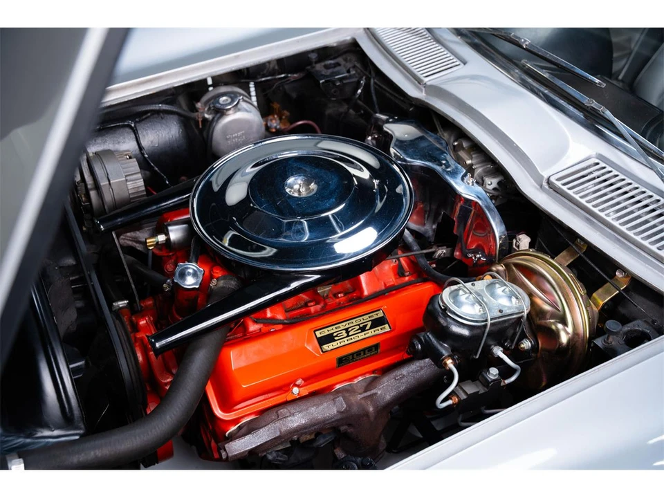 1963 Chevrolet Corvette C2 - Image 17 of 31