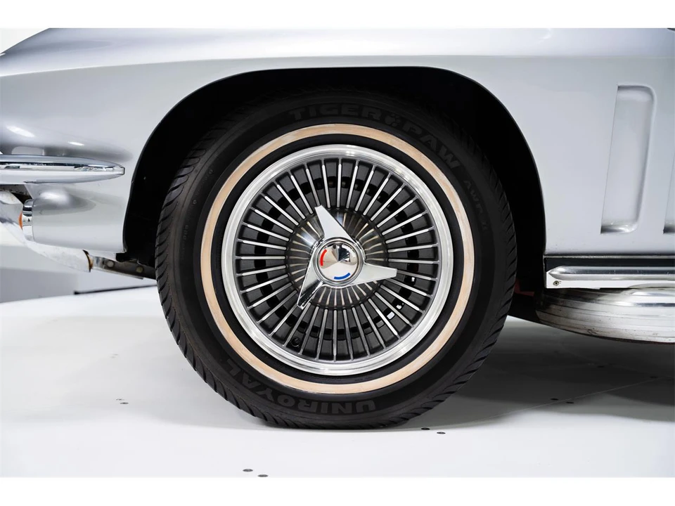 1963 Chevrolet Corvette C2 - Image 27 of 31