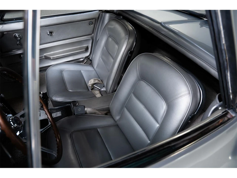 1963 Chevrolet Corvette C2 - Image 30 of 31