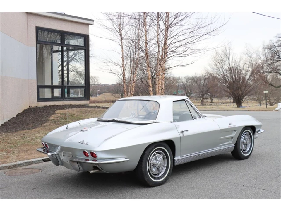 1963 Chevrolet Corvette C2 - Image 5 of 8