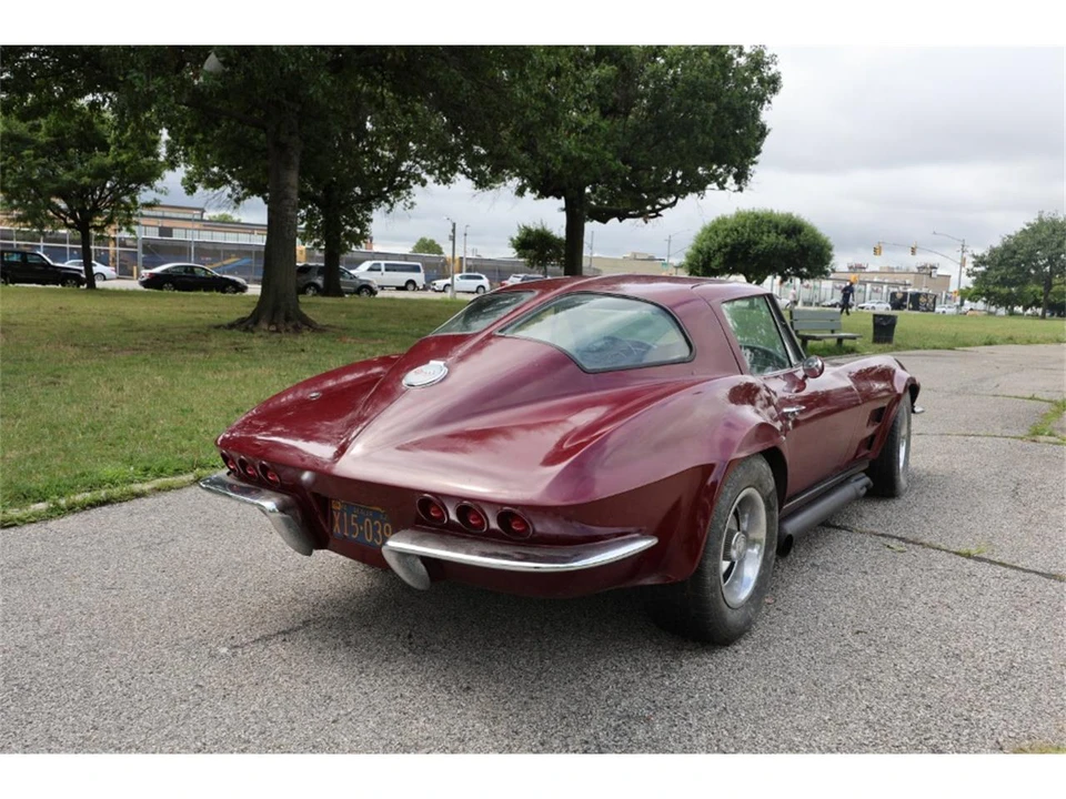 1963 Chevrolet Corvette C2 - Image 5 of 8