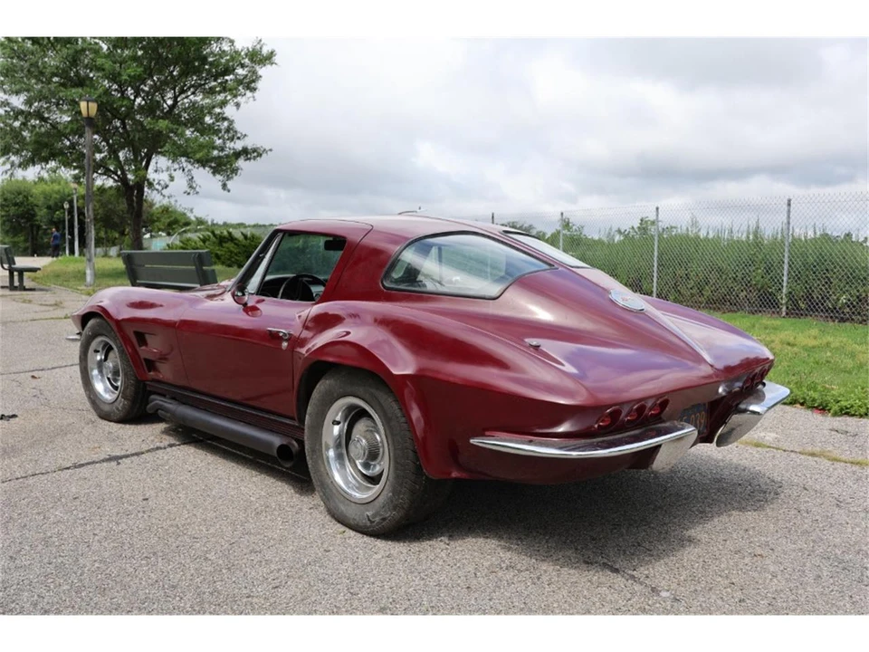 1963 Chevrolet Corvette C2 - Image 6 of 8