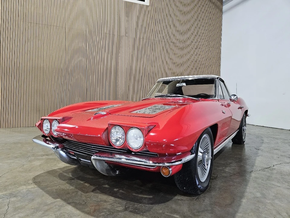 1963 Chevrolet Corvette C2 - Image 18 of 21