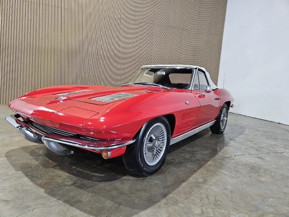 1963 Chevrolet Corvette C2 - Image 17 of 21