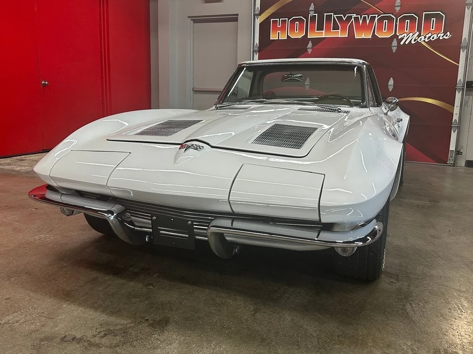 1963 Chevrolet Corvette C2 - Image 7 of 31