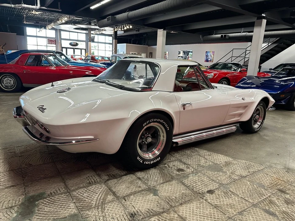 1963 Chevrolet Corvette C2 - Image 15 of 31