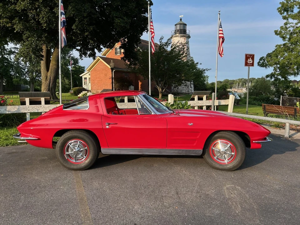1963 Chevrolet Corvette C2 - Image 9 of 30