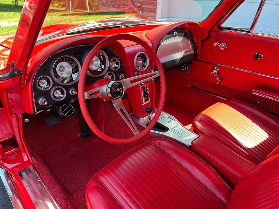 1963 Chevrolet Corvette C2 - Image 10 of 30