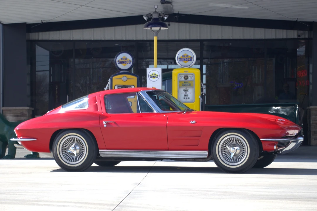 1963 Chevrolet Corvette C2 - Image 29 of 31
