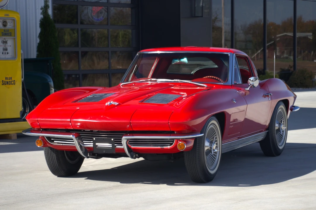 1963 Chevrolet Corvette C2 - Image 13 of 31