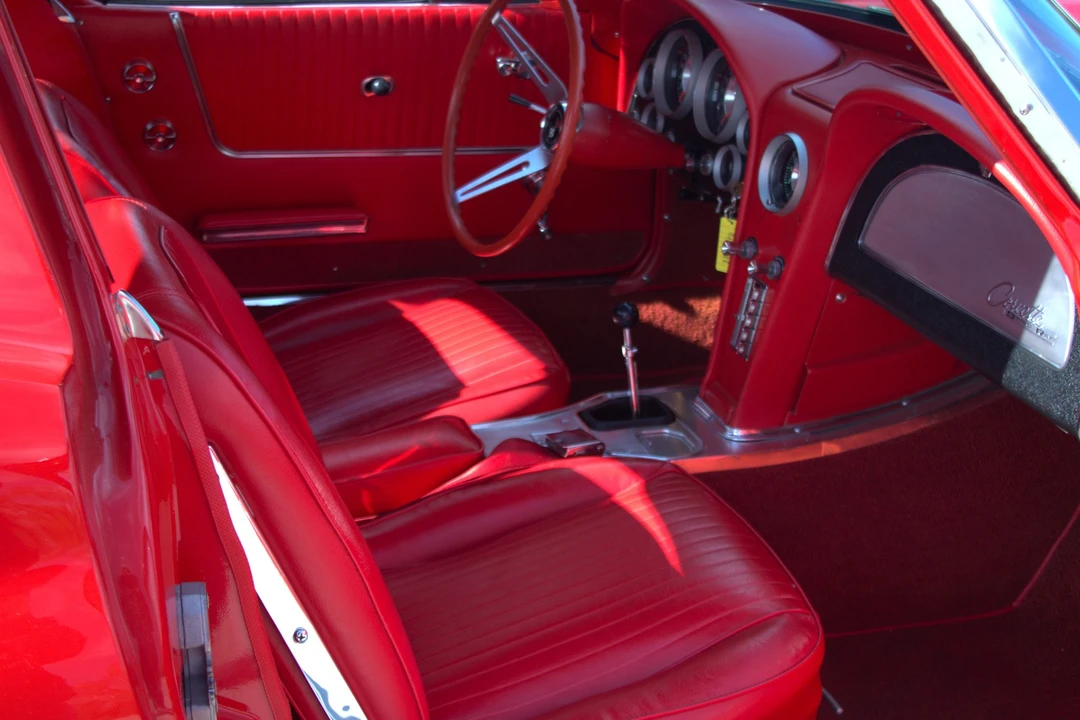 1963 Chevrolet Corvette C2 - Image 21 of 31