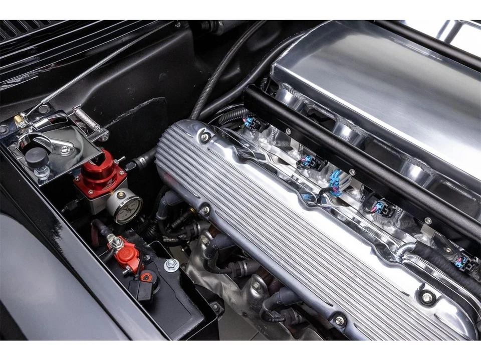 1963 Chevrolet Corvette C2 - Image 11 of 31