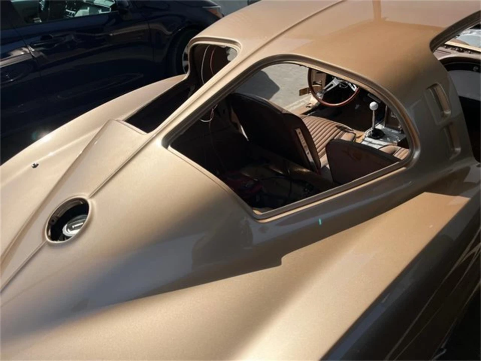 1963 Chevrolet Corvette C2 - Image 13 of 31