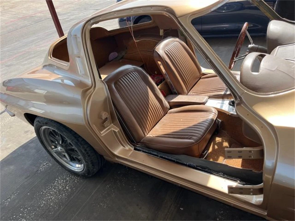 1963 Chevrolet Corvette C2 - Image 23 of 31