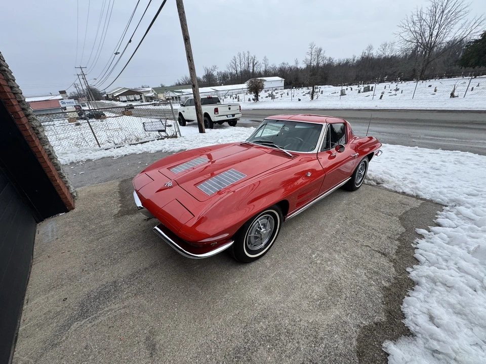1963 Chevrolet Corvette C2 - Image 10 of 21