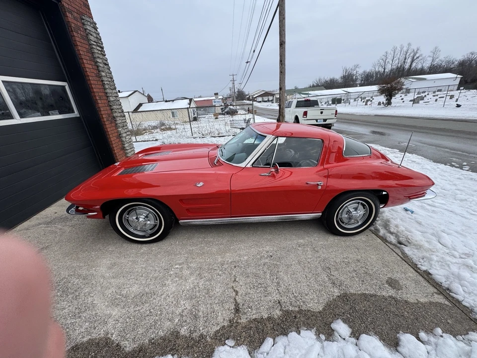 1963 Chevrolet Corvette C2 - Image 8 of 21