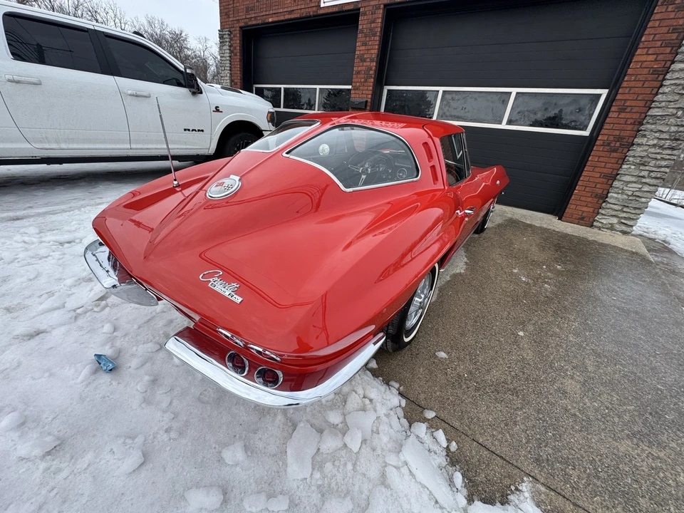 1963 Chevrolet Corvette C2 - Image 17 of 21
