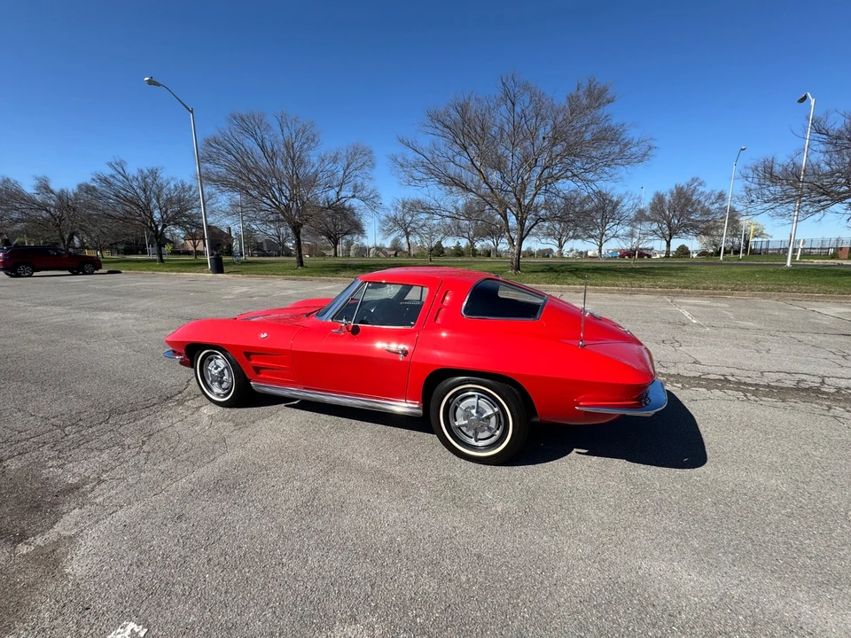 1963 Chevrolet Corvette C2 - Image 4 of 21
