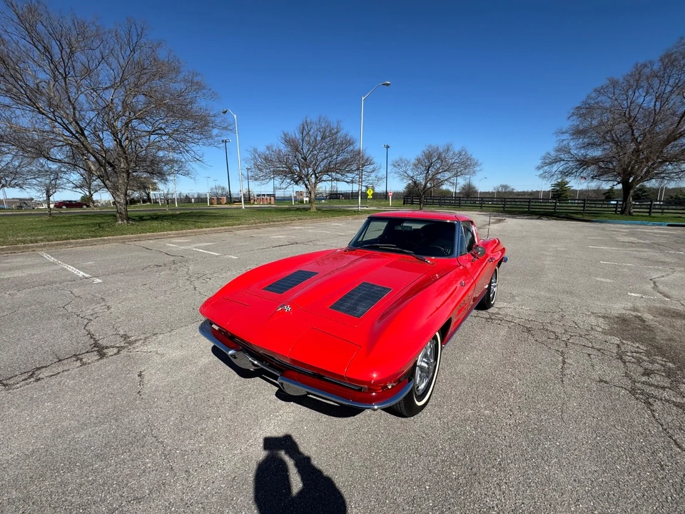 1963 Chevrolet Corvette C2 - Image 9 of 21