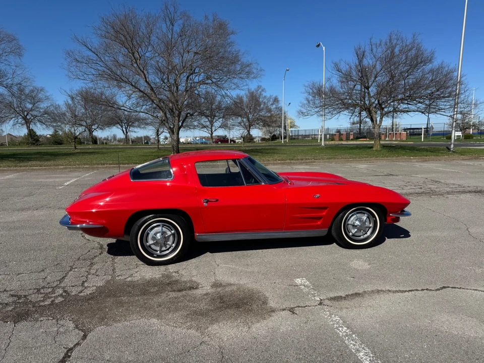 1963 Chevrolet Corvette C2 - Image 16 of 21