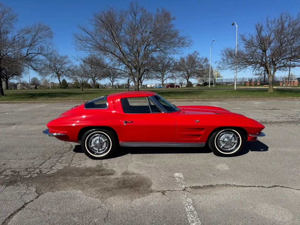 1963 Chevrolet Corvette C2 - Image 15 of 21