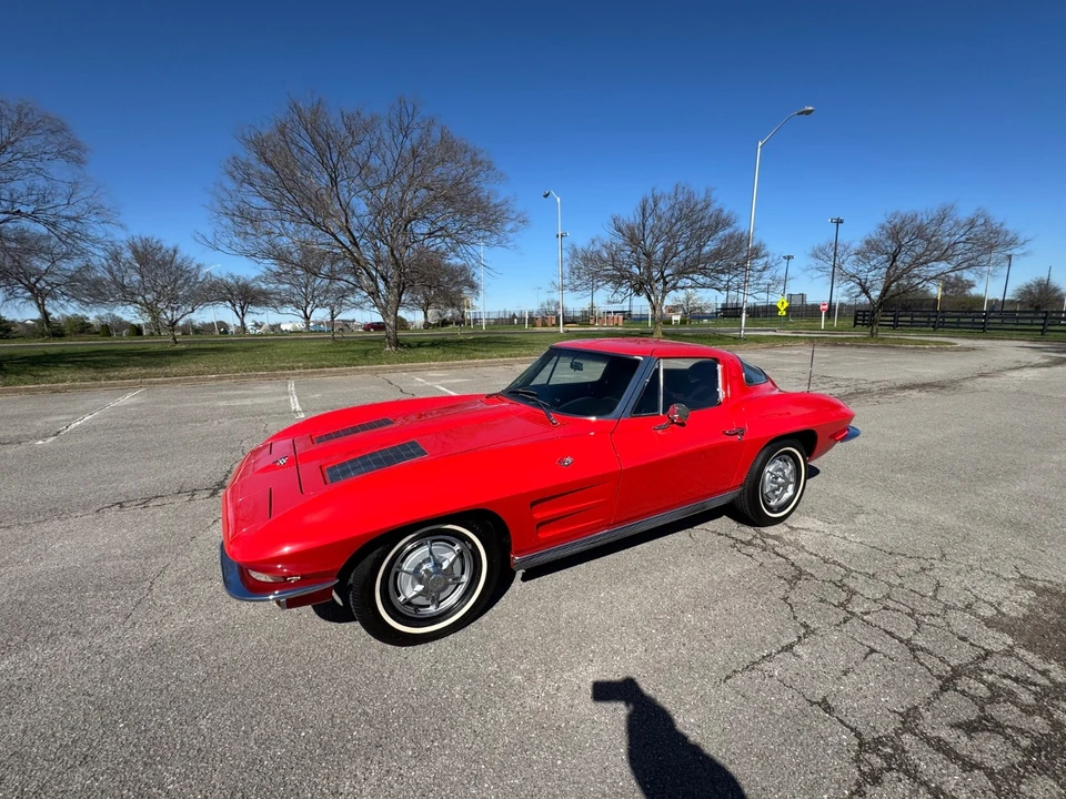 1963 Chevrolet Corvette C2 - Image 8 of 21