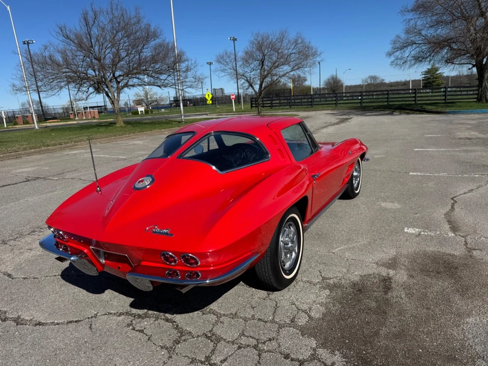 1963 Chevrolet Corvette C2 - Image 18 of 21