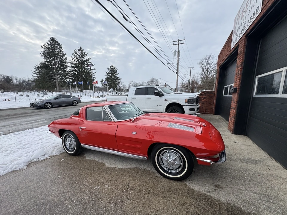1963 Chevrolet Corvette C2 - Image 16 of 21
