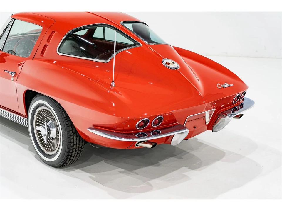 1963 Chevrolet Corvette C2 - Image 26 of 31