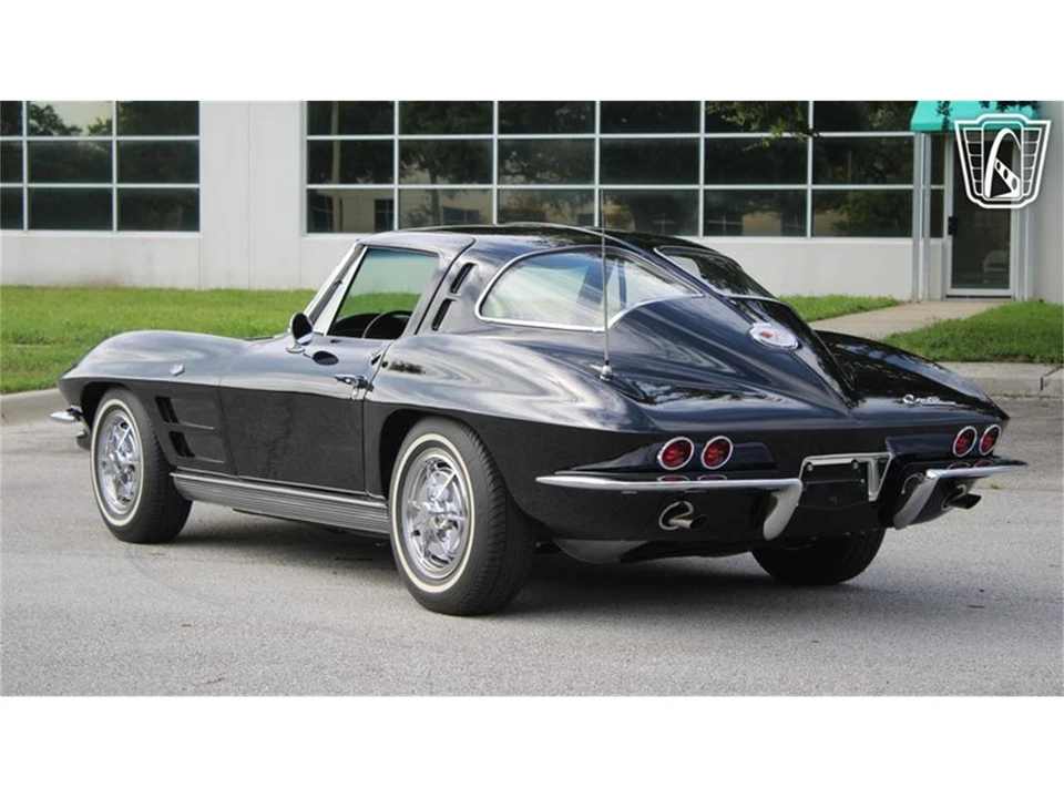 1963 Chevrolet Corvette C2 - Image 12 of 31