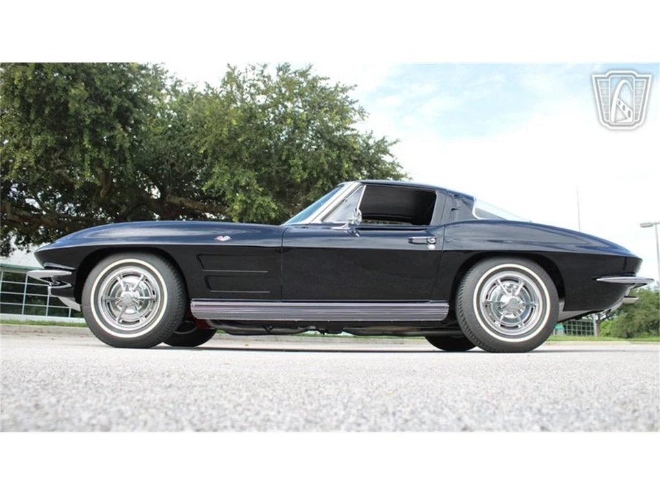 1963 Chevrolet Corvette C2 - Image 8 of 31
