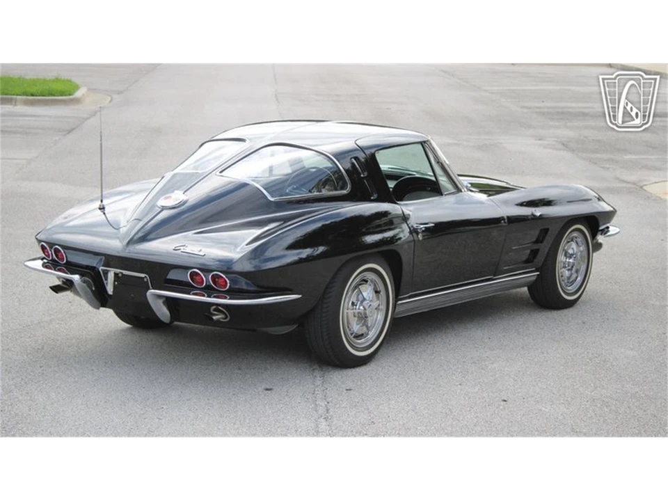 1963 Chevrolet Corvette C2 - Image 19 of 31
