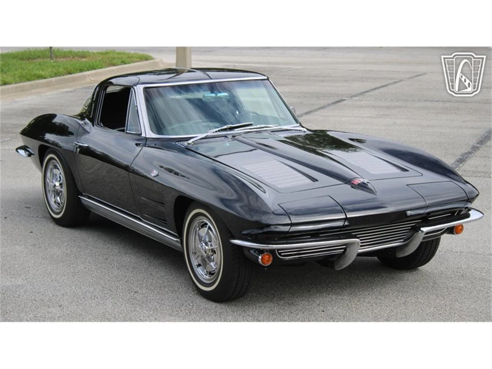 1963 Chevrolet Corvette C2 - Image 25 of 31