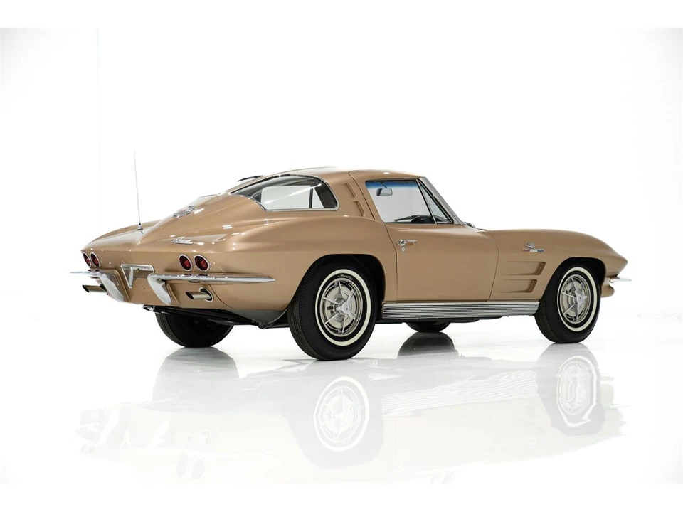 1963 Chevrolet Corvette C2 - Image 6 of 31