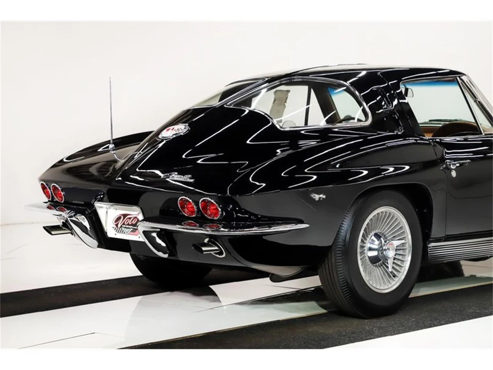 1963 Chevrolet Corvette C2 - Image 18 of 31