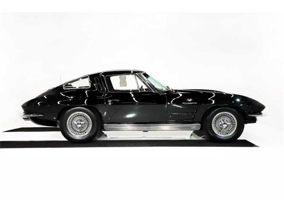 1963 Chevrolet Corvette C2 - Image 21 of 31
