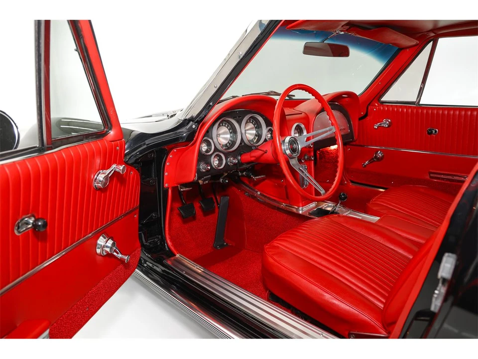 1963 Chevrolet Corvette C2 - Image 15 of 31