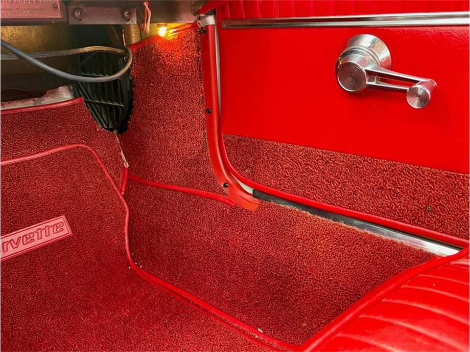 1963 Chevrolet Corvette C2 - Image 26 of 31