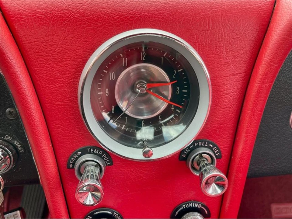 1963 Chevrolet Corvette C2 - Image 22 of 31