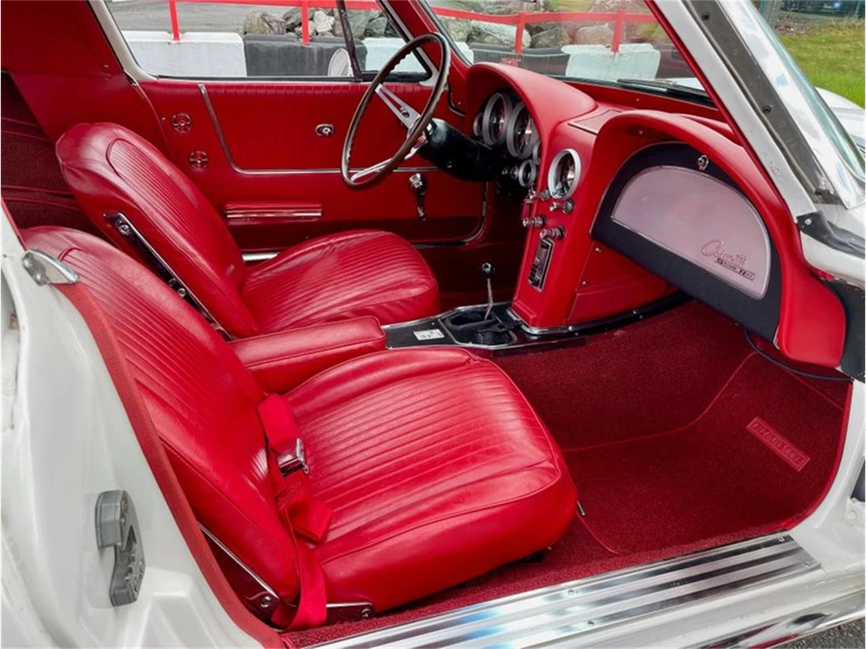 1963 Chevrolet Corvette C2 - Image 28 of 31