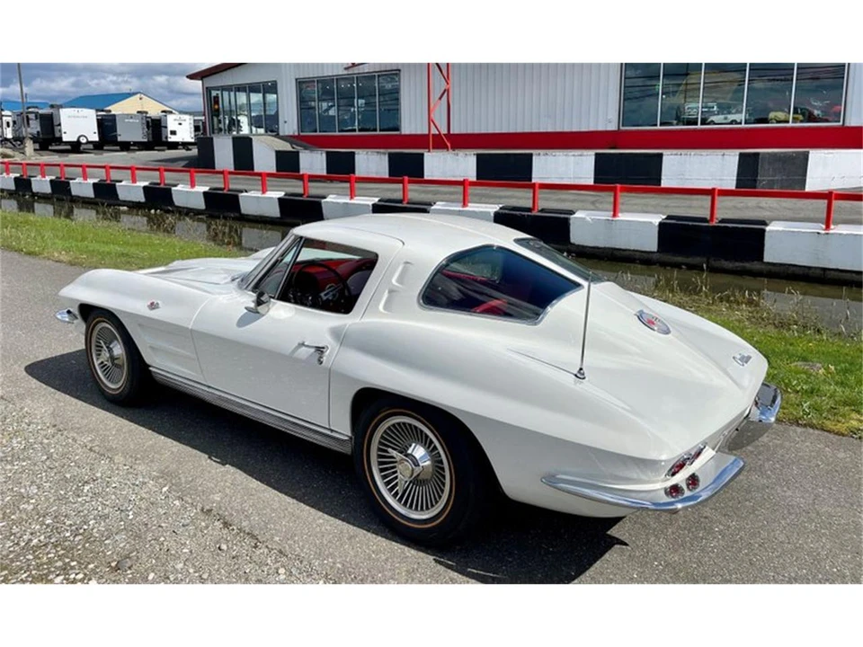 1963 Chevrolet Corvette C2 - Image 9 of 31